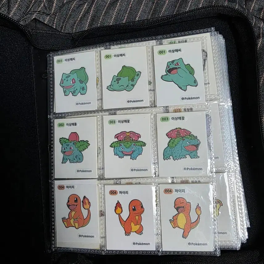 [BUNJANG] Pokemon Gen 1 &amp; 2 Sticker Collection Set / 포켓몬 1,2세대 띠부씰 3자리 일괄팝니다.