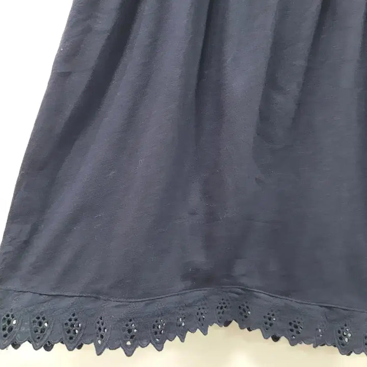 [BUNJANG] Lugnoncure Navy Sleeveless Blouse / Lugnoncure 네이비 민소매 블라우스