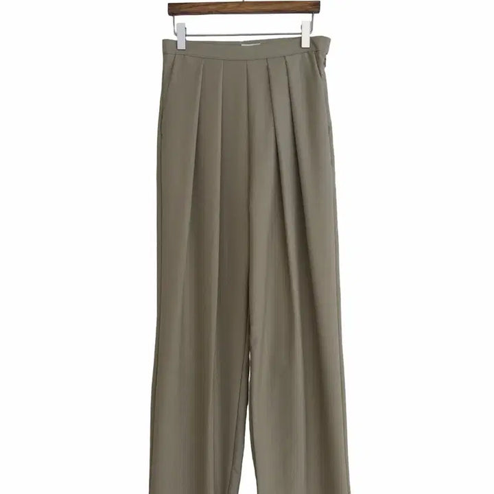[BUNJANG] Two-Tuck Semi Wide Slacks - Khaki Beige / 교신안함)투핀턱 세미 와이드 슬랙스-카키베이지