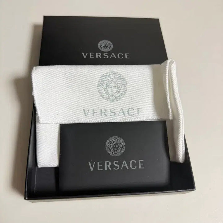 [BUNJANG] Versace Medusa Card Holder Black / 베르사체 매두사 카드지갑