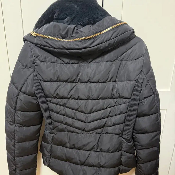 [BUNJANG] Zara Cropped Padded Jacket / 자라 숏패딩 판매합니다