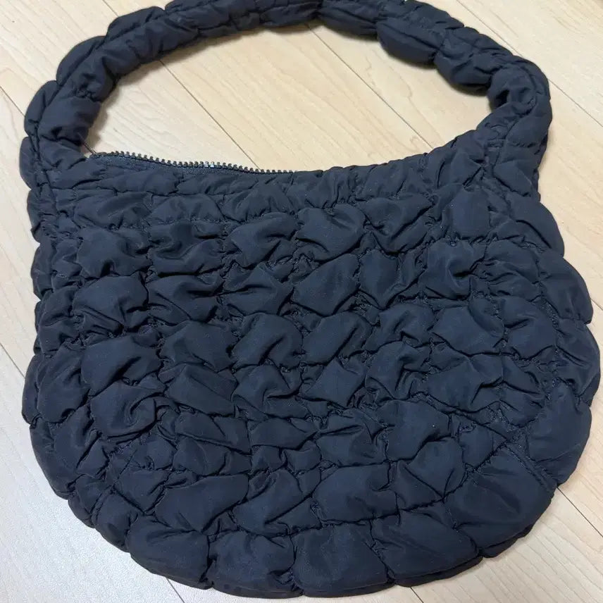 [BUNJANG] COS Cloud Bag Black / 코스 구름백 블랙 판매합니다!