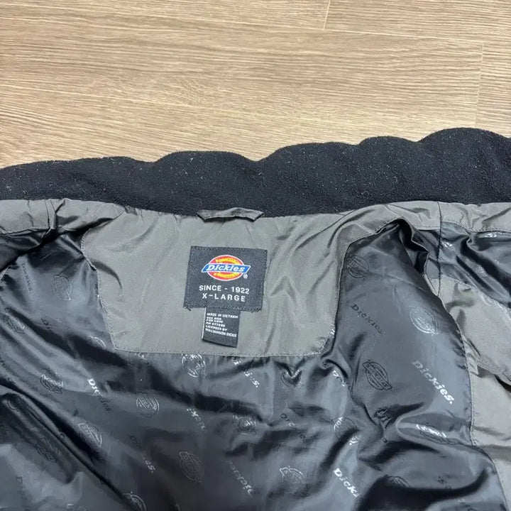 [BUNJANG] Dickies Padded Vest XL / 디키즈 패딩조끼 XL 105