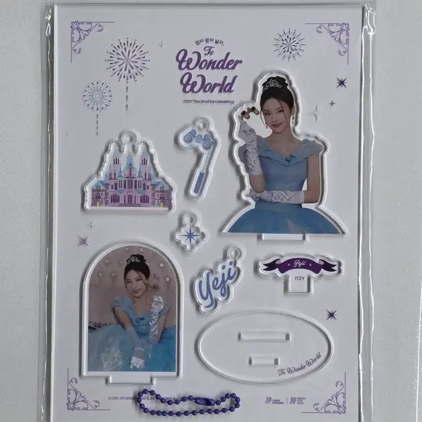 [BUNJANG] ITZY Yeji Wonderwall Acrylic Kit / ITZY 원더월드 예지 아크릴 키트
