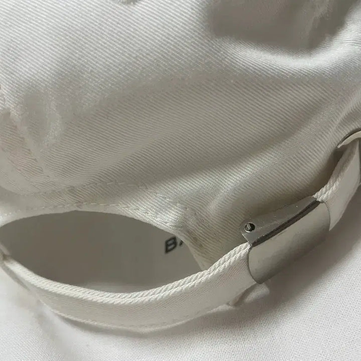 [BUNJANG] Balenciaga White Cotton Baseball Cap / 발렌시아가 볼캡 화이트