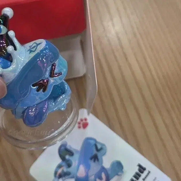 [BUNJANG] Cookie Run Kingdom Shadow Milk "Ghost Dog" Aurora Limited Edition Figure / 쿠키런 쉐밀 쉐도우밀크 들개 오로라 한정 피규어 쿠킹덤 쿠키앤모어 팝업