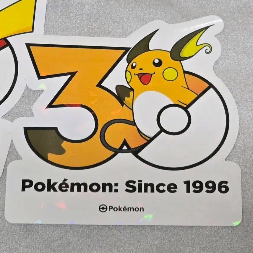 [BUNJANG] Pokemon 30th Anniversary Raichu Logo Sticker / [판매] 포켓몬 30주년 로고 스티커 라이츄