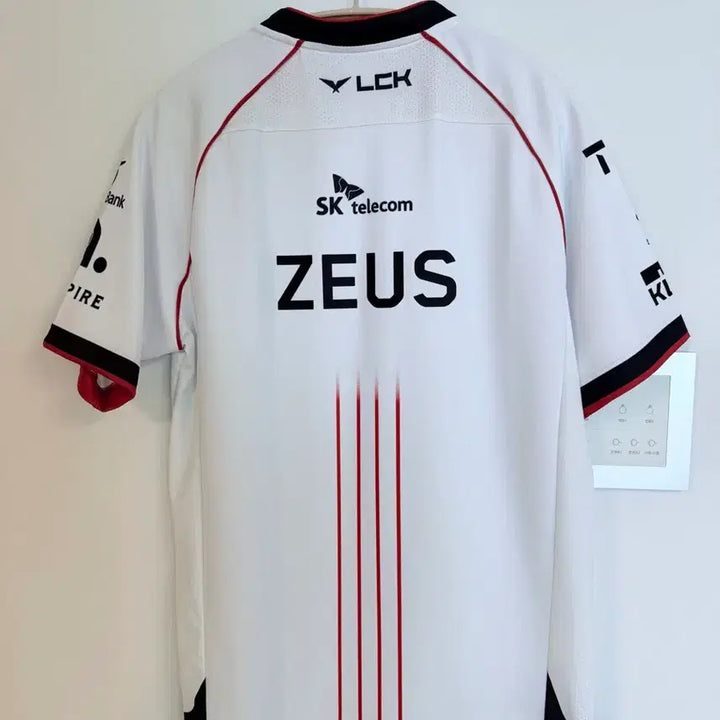 [BUNJANG] T1 Zeus 2024 Worlds Jersey S / 2024 T1 월즈 제우스 유니폼