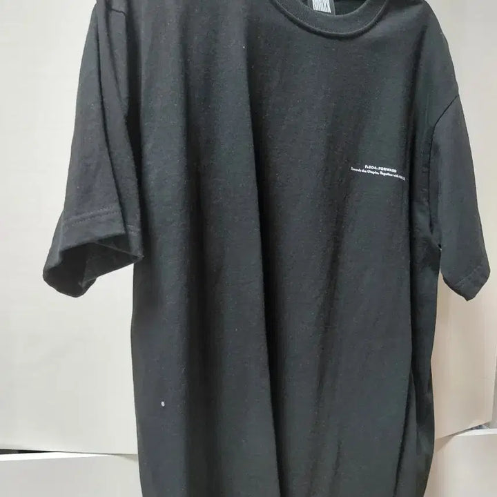 [BUNJANG] NMIXX FE304 T-Shirt / 끌올 이제 안내려요)엔믹스 fe304 티셔츠 판매합니다
