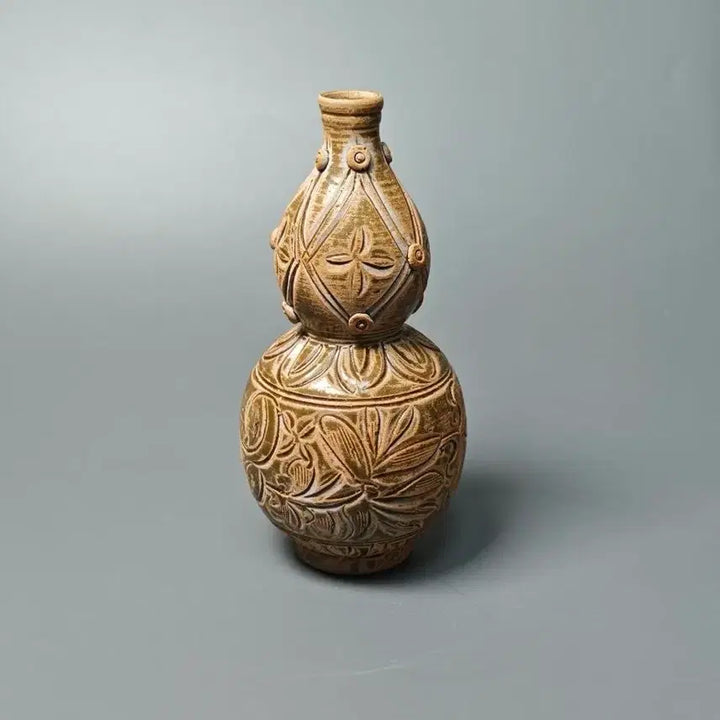 [BUNJANG] Joseon Dynasty Brown Glaze Incised Floral Twin-handled Vase / 월주요 갈색유 음각 화문 쌍이호로병 호리병 중국도자기 골동품 수집품