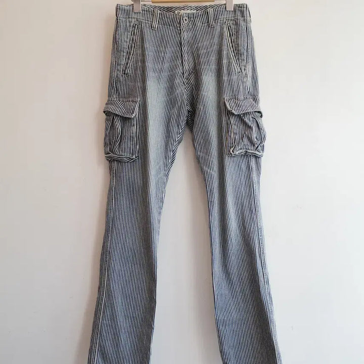 [BUNJANG] Global Work Hickory Fabric Cargo Pants / GLOBAL WORK 글로벌워크 히코리원단 카고팬츠 (29인치)