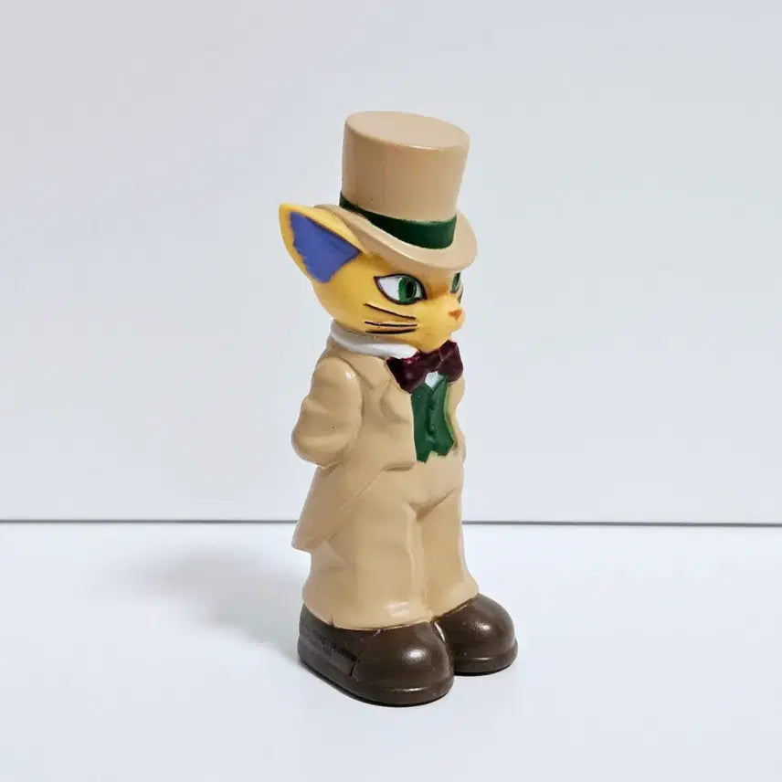 [BUNJANG] Studio Ghibli The Cat Returns Baron Finger Puppet + Authentic Postcard / 지브리 귀를 기울이면 바론 손가락 인형