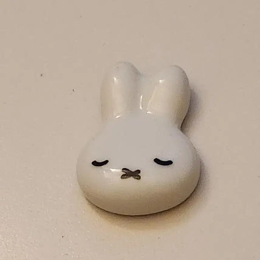 [BUNJANG] Miffy Official Chopstick Rest / 미피 정품 젓가락 받침대