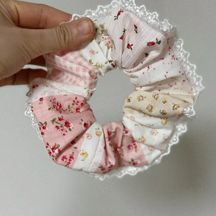 [BUNJANG] Lace Flower Scrunchie Hair Tie / 레이스 플라워 헤어 곱창밴드