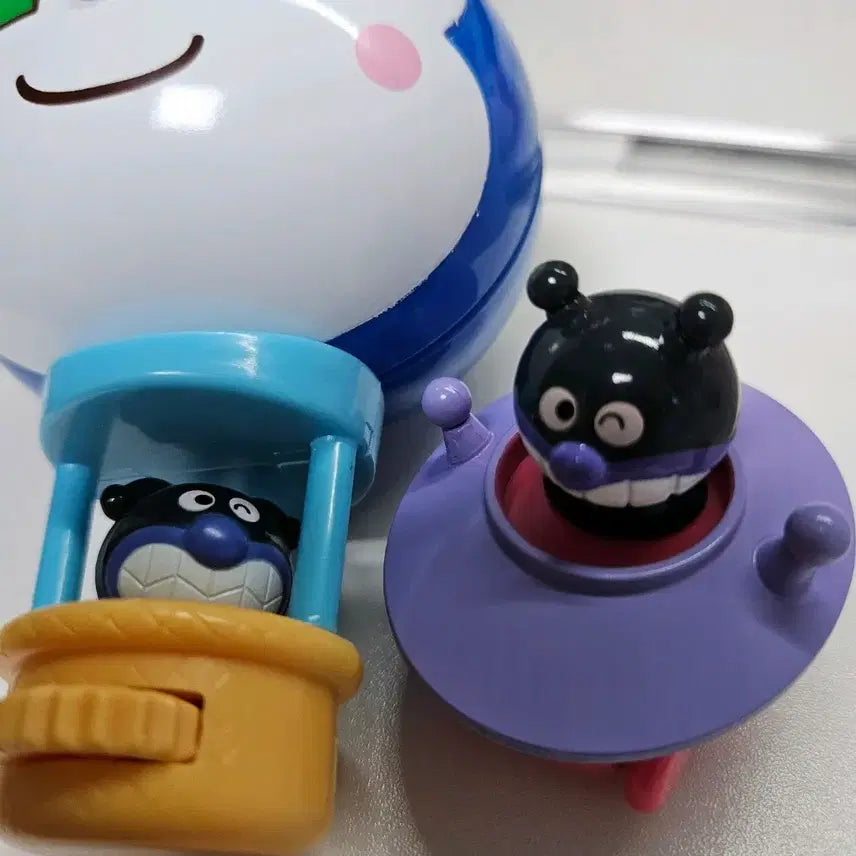 [BUNJANG] Anpanman Baikinman Gacha Set (2 Types) / 세균맨 가챠 2종 일괄(열기구+풀백, 반다이정품)