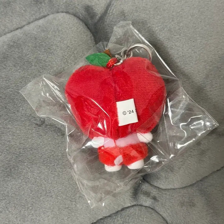 [BUNJANG] Sanrio Chibi-Tomo Apple Kitty Charm / 산리오 치비토모 사과 키티 키링 과일