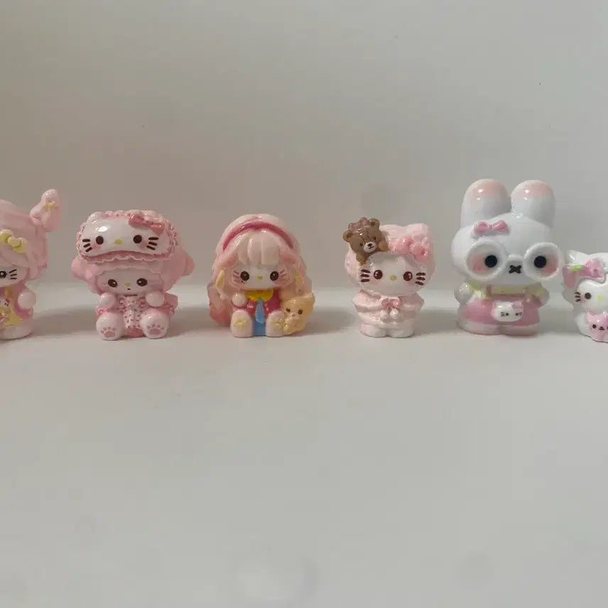 [BUNJANG] Hello Kitty Figure Bundle Set / 헬로키티 피규어 일괄판매