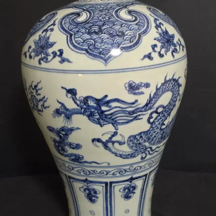 [BUNJANG] Blue and White Porcelain Vase with Dragon and Cloud Motif / 청화백자운용문매병 과 선덕운용문매병 2점