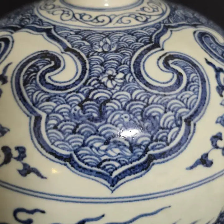 [BUNJANG] Blue and White Porcelain Vase with Dragon and Cloud Motif / 청화백자운용문매병 과 선덕운용문매병 2점
