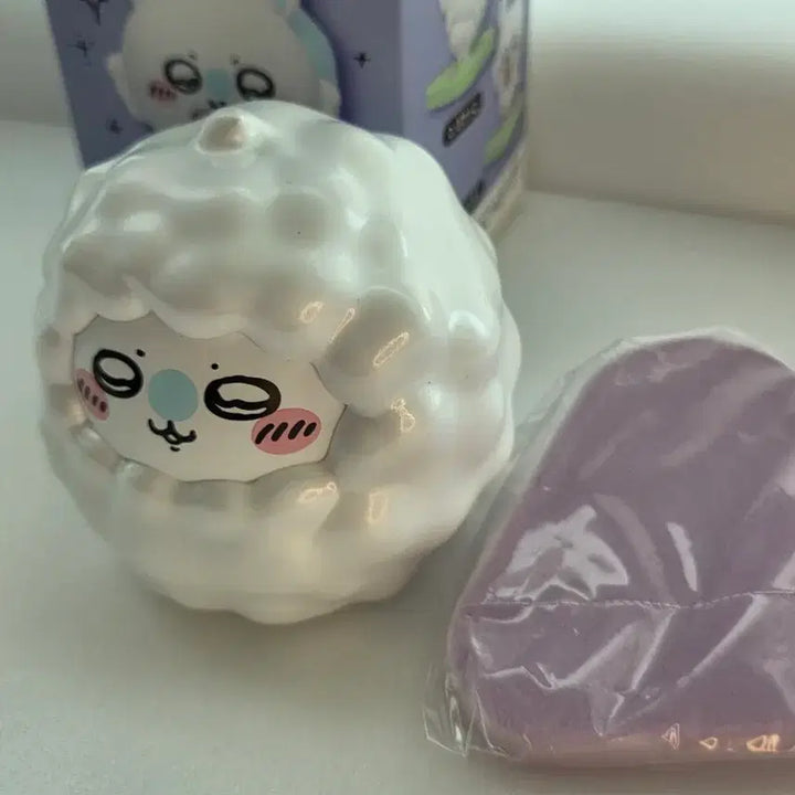 [BUNJANG] Chiikawa Momonga Figure (Bubble Momonga) / 치이카와 모몽가 다라케 모몽가 투성이 피규어 거품몽가 새상품