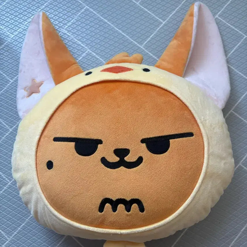 [BUNJANG] Pochacco Plush Cushion / 뿔바투 황춘이 쿠션