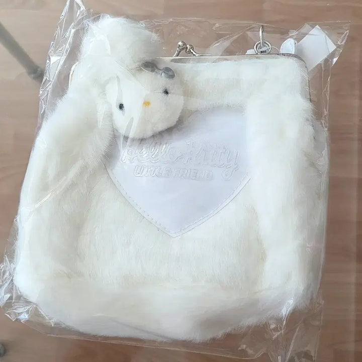 [BUNJANG] 1997 Hello Kitty Fur Handbag / [고전] 키티 털 핸드백