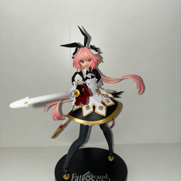 [BUNJANG] Fate/Grand Order Astolfo Figure / 페이트 아스톨포 피규어 그랜드오더 (고전미소녀피규어 느좋녀방꾸템
