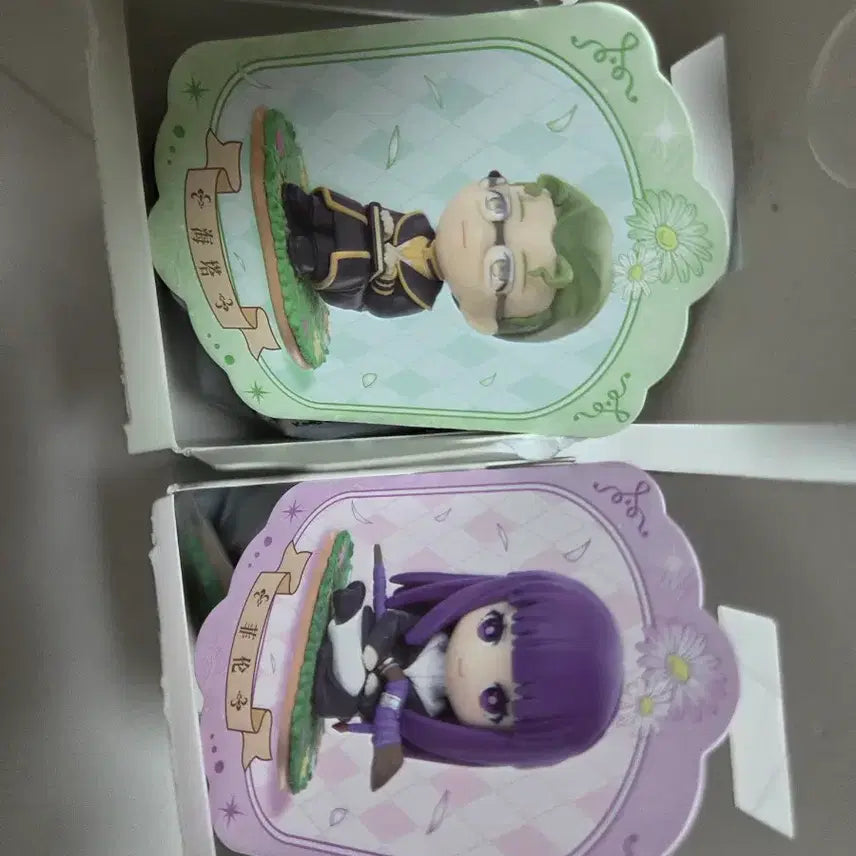 [BUNJANG] Pop Mart Fern &amp; Heiter Figure Set / 팝마트 페른 하이터 세트 팝니다!
