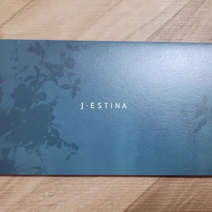 [BUNJANG] IU x J.ESTINA Photocard Set / 대군부인 제이에스티나 아이유 포토카드