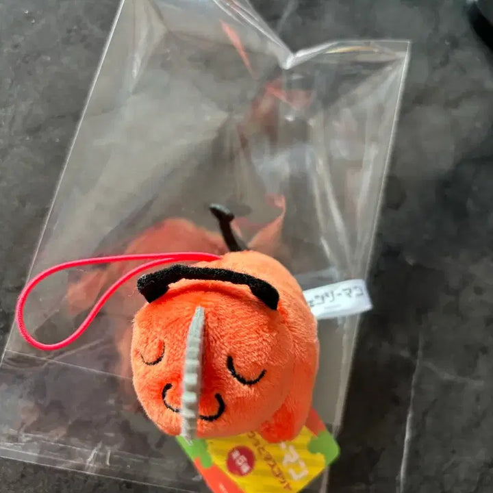 [BUNJANG] Chainsaw Man Pochita Plush Keychain / 체인소맨 포치타 인형 키링