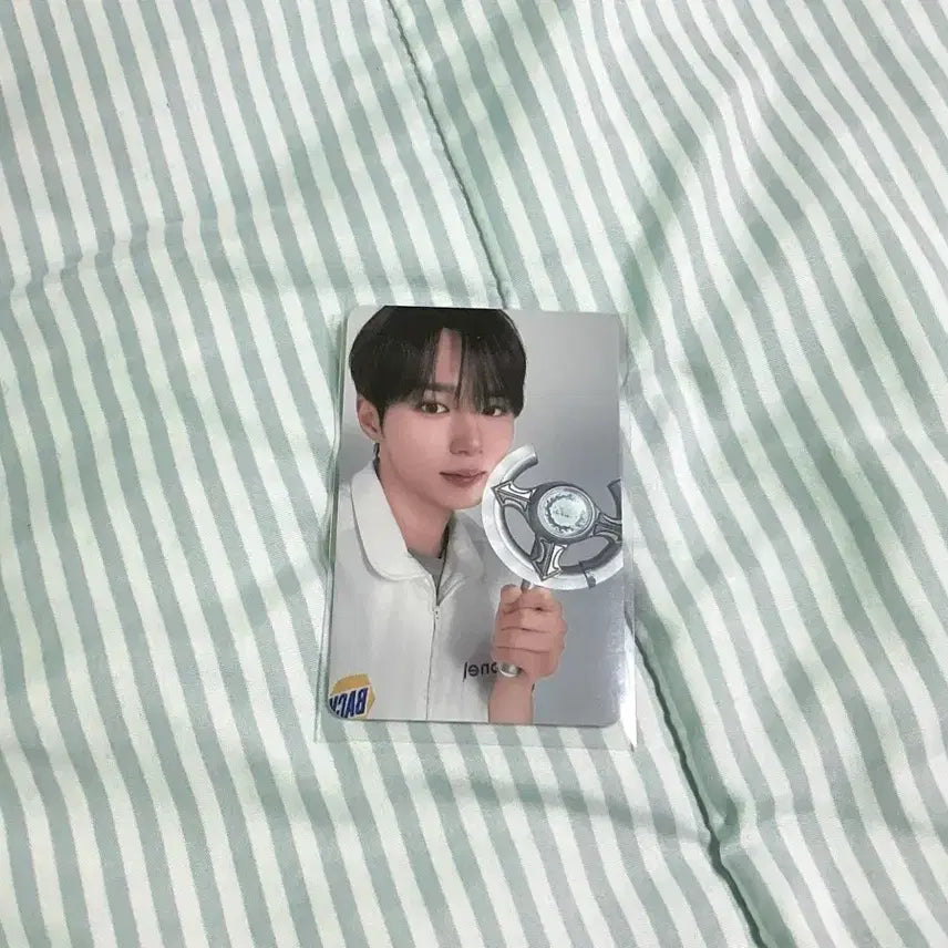 [BUNJANG] ALPHADRIVEONE Junseo Cheer Stick Photocard / 알디원 준서 응원봉 포카 // 알파드라이브원 김준서