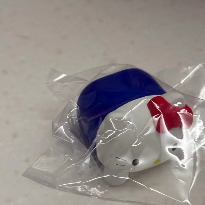 [BUNJANG] Hello Kitty Figure Gacha / 헬로키티 피규어 가챠