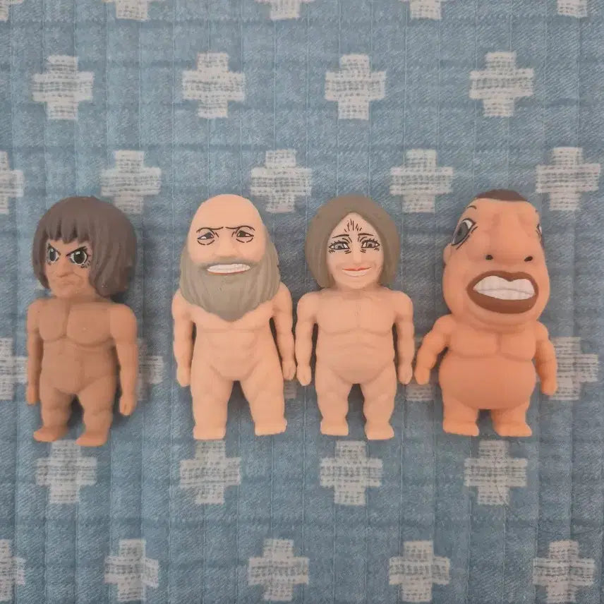[BUNJANG] Attack on Titan Levi Figure / 진격의거인 리바이 피규어 개급처로 팝니다(박스X)