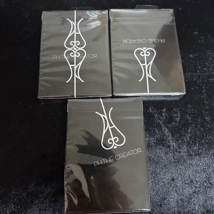 [BUNJANG] Filtre Feederk Mutant Cham, The Bat, Persona Playing Cards / 마술 플레잉 카드 필트레 피더크 뮤턴트 샴,더배트