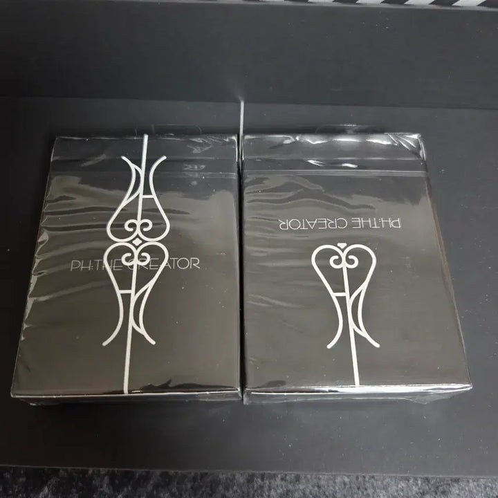 [BUNJANG] Filtre Feederk Mutant Cham, The Bat, Persona Playing Cards / 마술 플레잉 카드 필트레 피더크 뮤턴트 샴,더배트