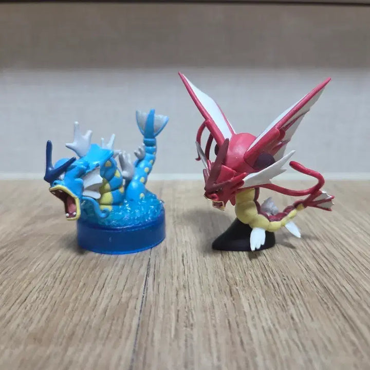 [BUNJANG] Kaiyodo Mega Gyarados &amp; Gyarados Figure (Shiny &amp; Regular) / 포켓몬 카이요도 메가 가랴도스 이로치, 일반 가랴도스 피규어