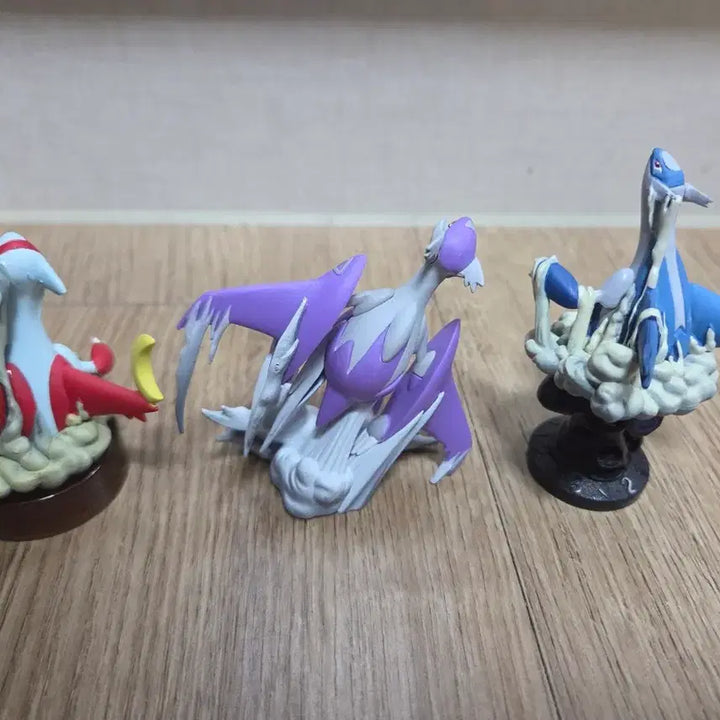 [BUNJANG] Kaiyodo Latias and Latios Mega Evolution Figures / 포켓몬 카이요도 라티아스 라티오스 메가 피규어