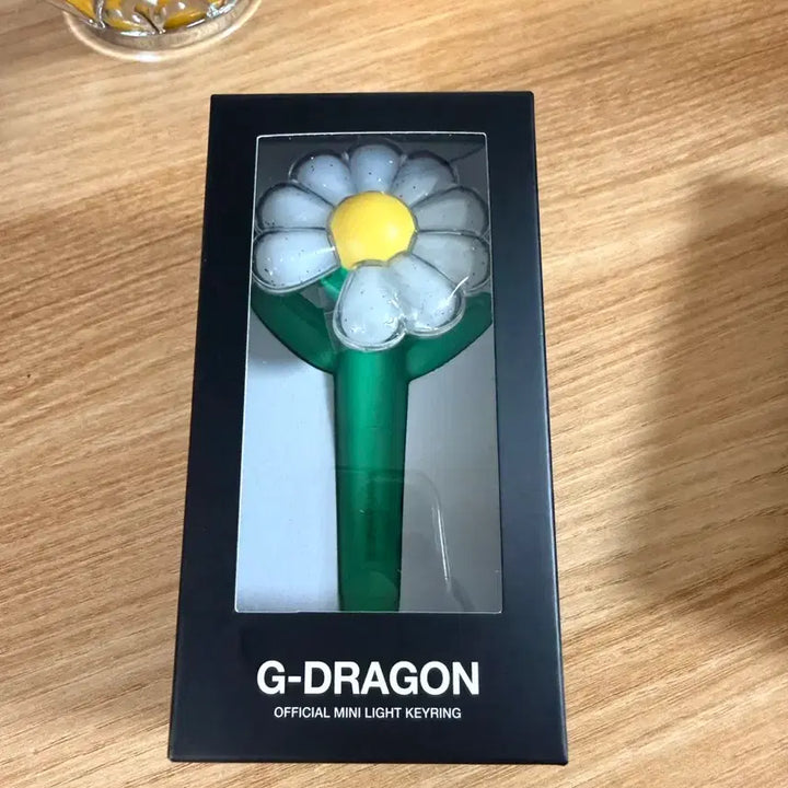[BUNJANG] G-Dragon Official Support Rod Keychain Green / 지드래곤 미리 응원봉 키링 그린