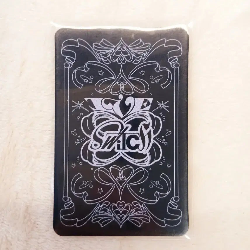[BUNJANG] IVE Switch Rei Lenticular Photocard / 아이브 스위치 레이 렌티큘러 포카