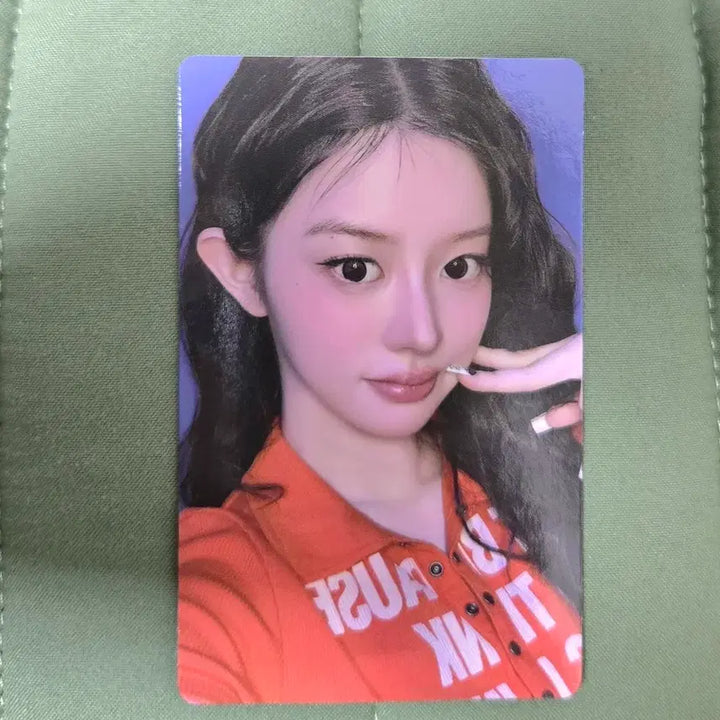 [BUNJANG] ILLIT Minju Studio Choom Photocard / 아일릿 잇츠미 민주 포카 스춤 스튜디오춤