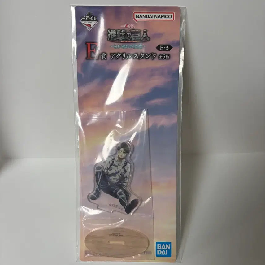 [BUNJANG] Attack on Titan Levi Acrylic Stand Ichiban Kuji / 진격의거인 제일복권 리바이 아크릴 스탠드