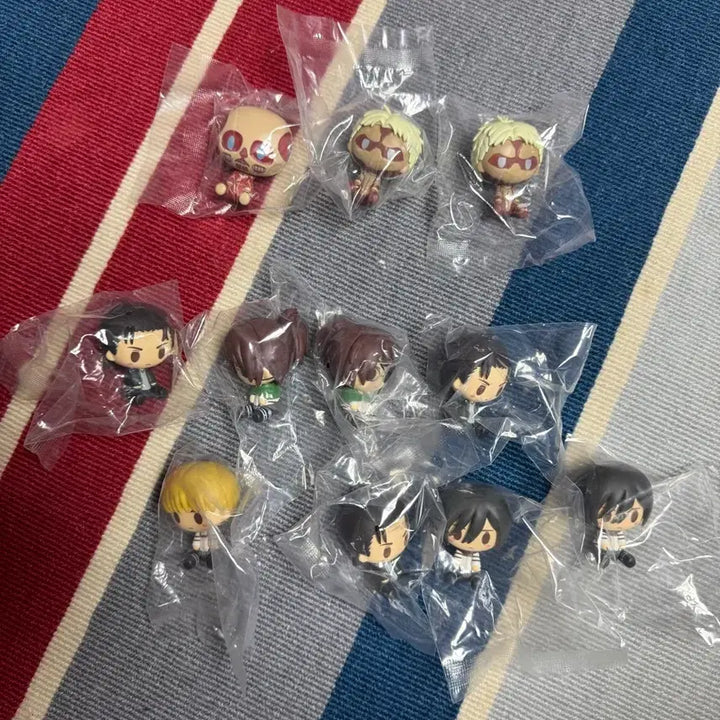 [BUNJANG] Attack on Titan Chocoinu Ichiban Kuji Figure / 진격의거인 이치방쿠지(초코노코)