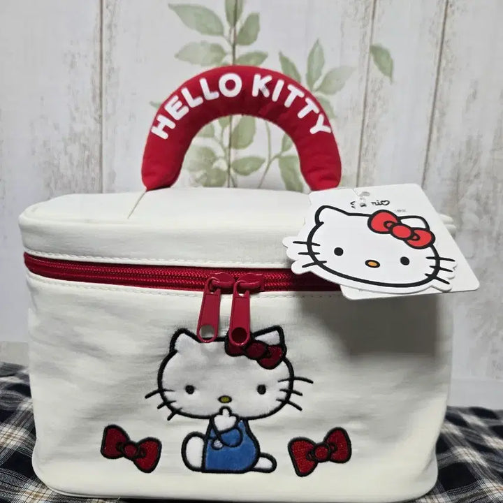 [BUNJANG] Sanrio Hello Kitty Pouch Bag / 키티파우치 가방
