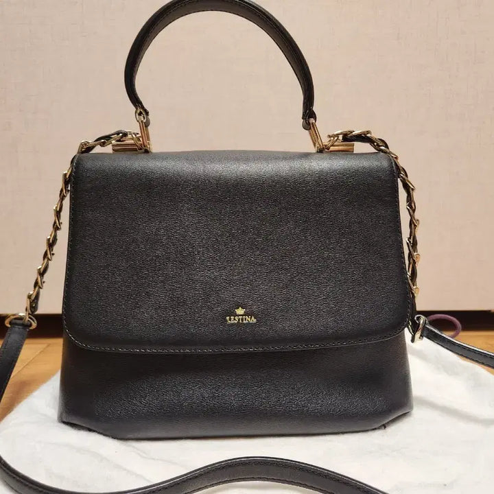 [BUNJANG] J.ESTINA Black Chain Shoulder Bag / 제이에스티나 블랙 체인 숄더백