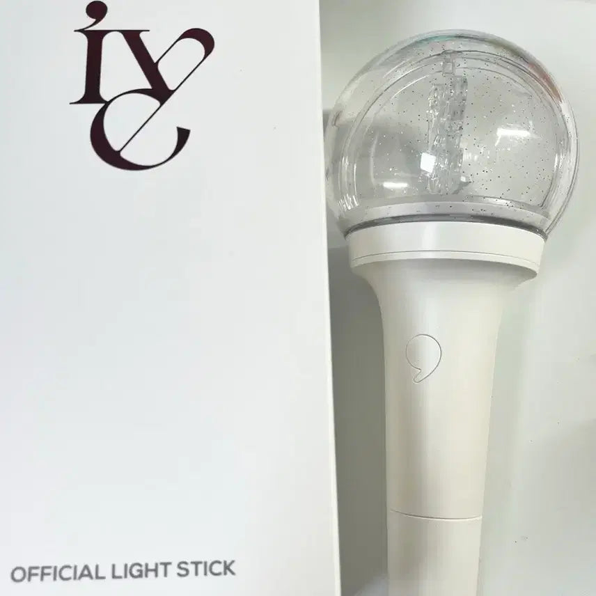 [BUNJANG] IVE 1st Fanlight Ver.1 / 아이브 1기 응원봉 ver1