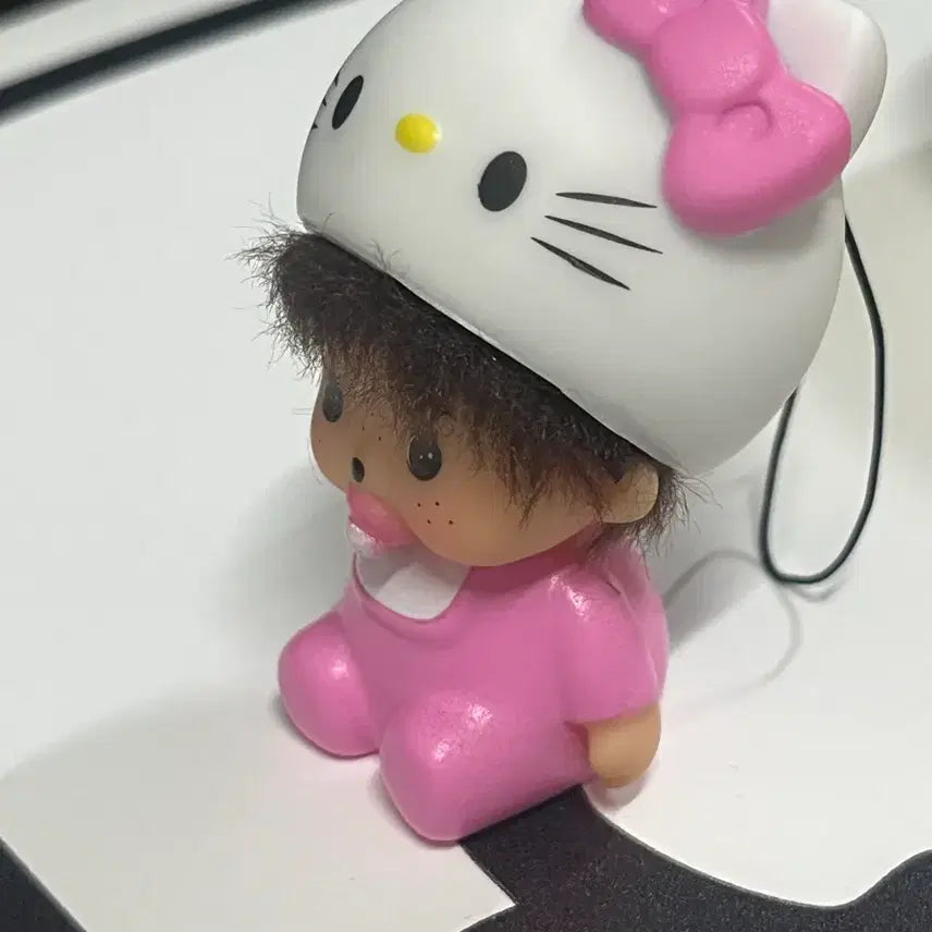 [BUNJANG] Hello Kitty Monchhichi Plush Keychain / 키티 몬치치 인형 키링