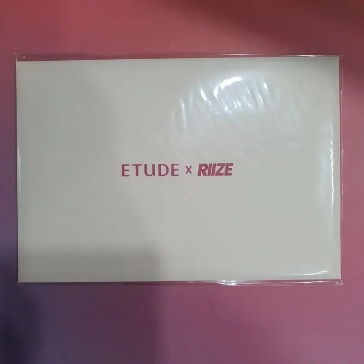 [BUNJANG] RIIZE Etude Postcard Set Sealed / 라이즈 에뛰드 엽서 미개봉 새상품