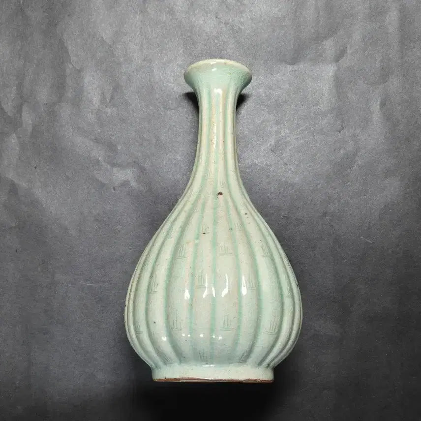 [BUNJANG] Master Craftsman Ji Soon-tak Goryeo Celadon Vase with Bamboo Motif / 무형문화재 인간문화재 지순탁 죽문 청자 병 고려청자 도자기 꽃병 화병