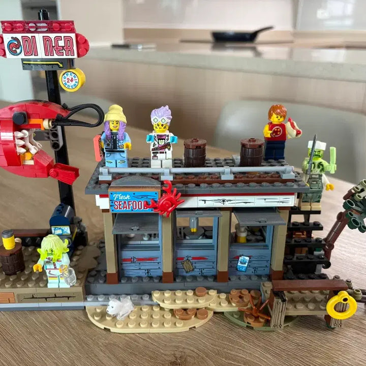 [BUNJANG] LEGO 70422 Hidden Side Shrimp Shack Attack / 레고 70422 히든사이드 새우 맛집 공격