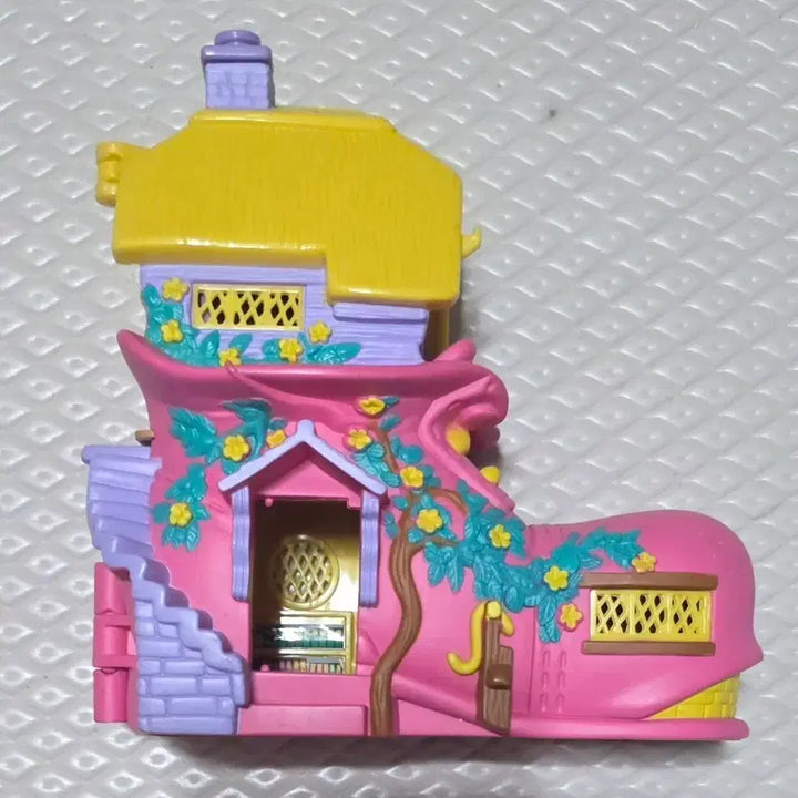 [BUNJANG] Tinny Winnie Family Raincoat House Classic Toy / 티니위니패밀리 장화 집 폴리포켓